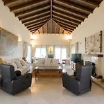 De Lujo Bahia De - Family Only * Marbella