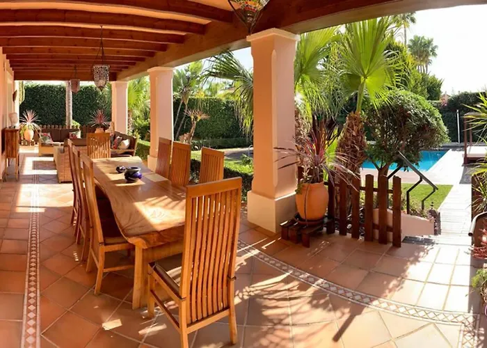 De Lujo Bahia De - Family Only * Marbella