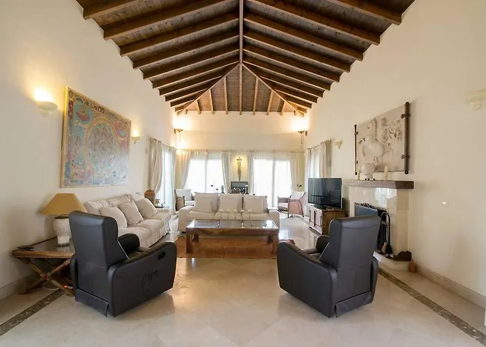 De Lujo Bahia De - Family Only * ماربيا